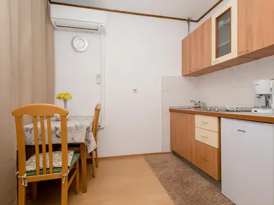 Ferienwohnung für 2 Personen (30 m²) in Kampor 6/10