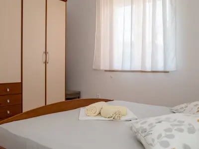 Ferienwohnung für 6 Personen (78 m²) in Kampor 9/10