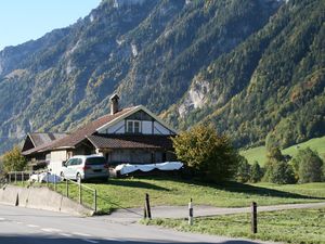 23434455-Ferienwohnung-4-Kandergrund-300x225-5