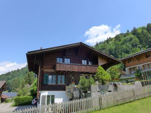 23864246-Ferienwohnung-4-Kandergrund-300x225-0