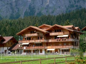 23843011-Ferienwohnung-2-Kandersteg-300x225-1