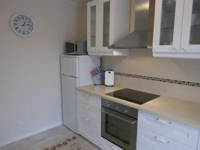 Großer Kühlschrank mit Gefrierfach