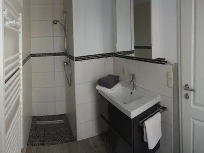 Fewo Sonnenblume - Badezimmer