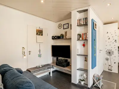 Photo, INSIDE, OUTSIDE