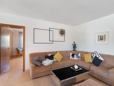 Photo, INSIDE, OUTSIDE