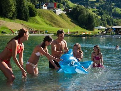 Badesee in See - Ferienwohnen Mattle in Kappl Paznaun-Ischgl