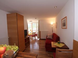 22443487-Ferienwohnung-7-Kappl-300x225-3