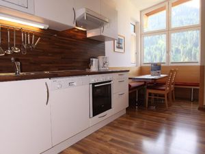 22435943-Ferienwohnung-4-Kappl-300x225-0