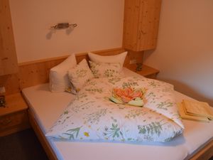 24017235-Ferienwohnung-6-Kappl-300x225-5