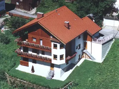 Hausansicht Sommer