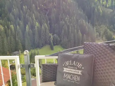 Ferienwohnung 2021 Balkon3