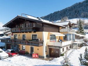 913935-Ferienwohnung-3-Kaprun-300x225-1