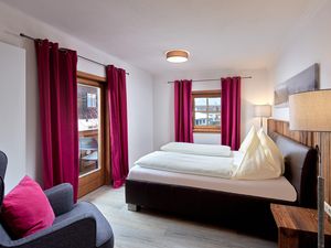 23324134-Ferienwohnung-6-Kaprun-300x225-1