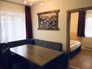 864424-Ferienwohnung-8-Kaprun-300x225-5