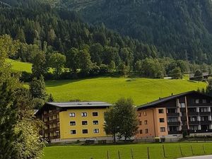 23536867-Ferienwohnung-3-Kaprun-300x225-0