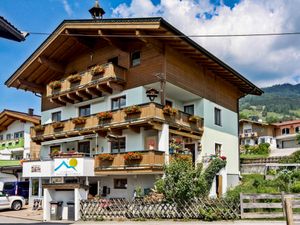 23837416-Ferienwohnung-6-Kaprun-300x225-1