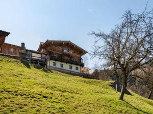 23841815-Ferienwohnung-4-Kaprun-300x225-2