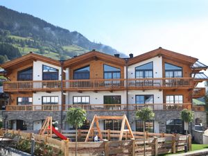 23858721-Ferienwohnung-4-Kaprun-300x225-0