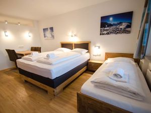 19160469-Ferienwohnung-3-Kaprun-300x225-5