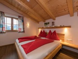 19335975-Ferienwohnung-18-Kaprun-300x225-3