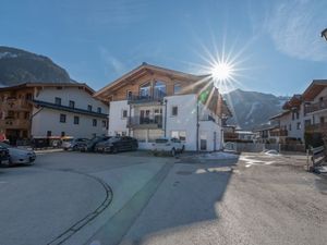 23378144-Ferienwohnung-4-Kaprun-300x225-2