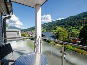 23831210-Ferienwohnung-4-Kaprun-300x225-1