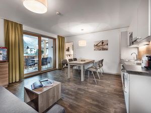 23748395-Ferienwohnung-2-Kaprun-300x225-1