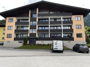 24038624-Ferienwohnung-2-Kaprun-300x225-1