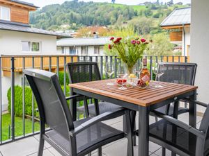 23895137-Ferienwohnung-8-Kaprun-300x225-1