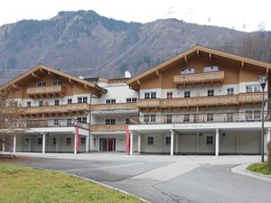 23937707-Ferienwohnung-6-Kaprun-300x225-5