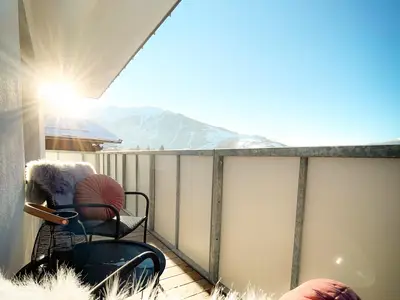 Pam-Apartments-Balkon-Bergblick