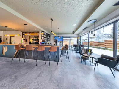 PEOPLE'S HOTEL_BAR3