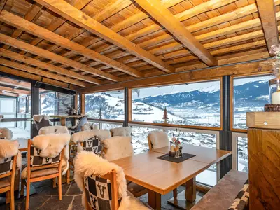 FRÜHSTÜCK GUGGENBICHL108klein