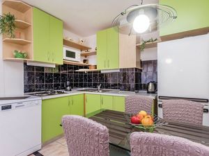 24058813-Ferienwohnung-4-Karlobag-300x225-5