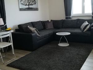 24058888-Ferienwohnung-5-Karlobag-300x225-2