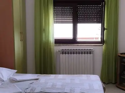 Ferienwohnung für 2 Personen in Karlobag 4/6