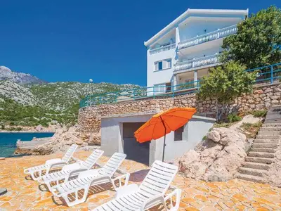 Ferienwohnung für 4 Personen (38 m²) in Karlobag 4/10