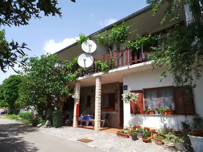 Ferienwohnung für 3 Personen (48 m²) in Karlobag 1/10