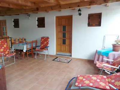 Ferienwohnung für 3 Personen (48 m²) in Karlobag 7/10