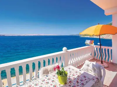 Ferienwohnung für 4 Personen (50 m²) in Karlobag 2/10