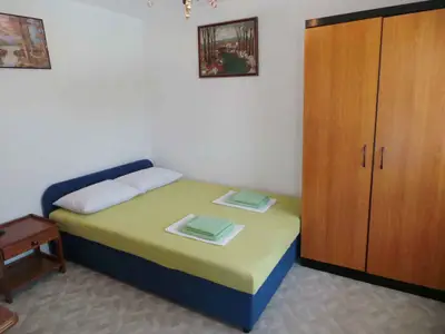 Ferienwohnung für 3 Personen (55 m²) in Karlobag 7/10