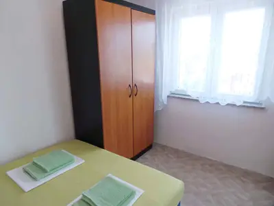 Ferienwohnung für 3 Personen (55 m²) in Karlobag 8/10