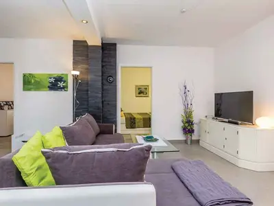 Ferienwohnung für 6 Personen (82 m²) in Karlobag 8/10