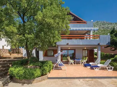 Ferienwohnung für 4 Personen (46 m²) in Karlobag 2/10