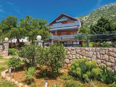 Ferienwohnung für 4 Personen (46 m²) in Karlobag 3/10