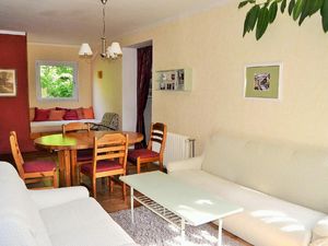 23044347-Ferienwohnung-4-Karlsbad-300x225-4