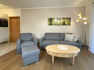 23062653-Ferienwohnung-4-Karlshagen-300x225-2