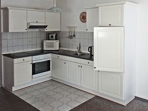 19291325-Ferienwohnung-4-Karlshagen-300x225-4