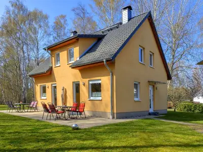 Ferienwohnung für 14 Personen (124 m²) in Karlshagen 1/10