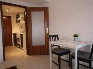 23974502-Ferienwohnung-1-Karlsruhe-300x225-5